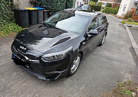Kia Cee'd Sportswagon 1.5 T-GDI Vision Sportswag...