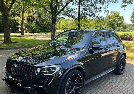 Mercedes-Benz GLC 63 AMG GLC 63 S AMG;NIGHT+DISTR+PANO,AHK