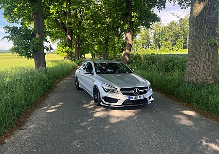 Mercedes-Benz CLA 45 AMG SPEEDSHIFT DCT 4MATIC AMG