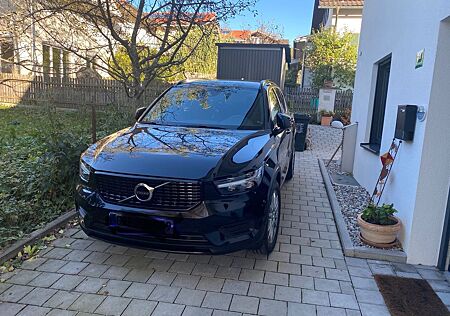 Volvo XC 40 XC40 D4 AWD R Design Geartronic R Design