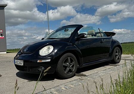 VW New Beetle Volkswagen 2.0 Cabriolet -