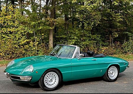 Alfa Romeo Spider 1750 Veloce