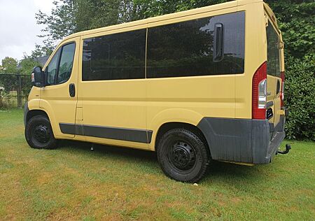 Peugeot Boxer Bus als * Camper* Wohnmobil * Transporter