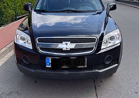 Chevrolet Captiva 2.4 LS EcoLogic 2WD 7-Sitzer LS