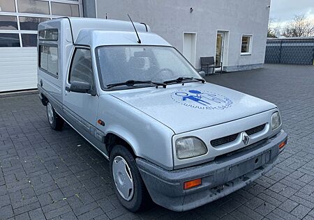 Renault Rapid 1.4i RN 75 Express Rollstuhlrampe