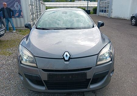 Renault Megane III Coupe / Cabrio Luxe