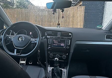 VW Golf Volkswagen 1.4 TSI 92kW Comfortline Comfortline