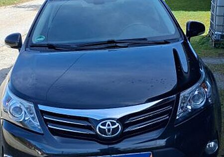 Toyota Avensis Combi 2,0-l-D-4D Edition Edition