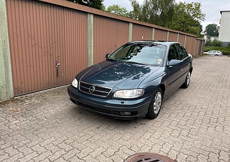 Opel Omega 2.2 16V Elegance Elegance