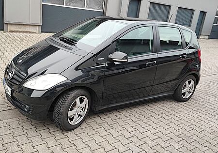 Mercedes-Benz A 160 CDI BlueEFFICIENCY - SHZ KLIMA