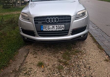 Audi Q7 3.0 TDI (DPF) quattro tiptronic -