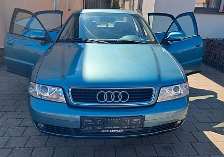 Audi A4 1.8 -