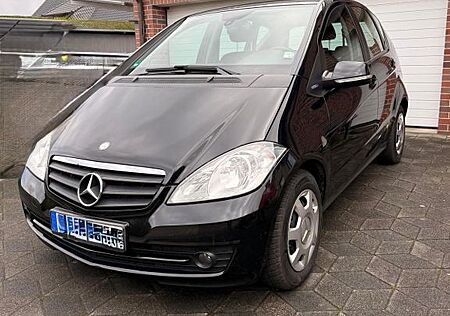 Mercedes-Benz A 180 AVANTGARDE BlueEFFICIENCY AVANTGARDE
