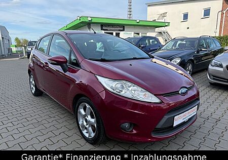 Ford Fiesta 1.4 / Automatik/ CarPlay/ Kamera/ Klima