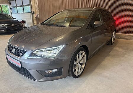 Seat Leon ST FR*AUTOMATIK*LED*NAVI*AHK*TEILLEDER*