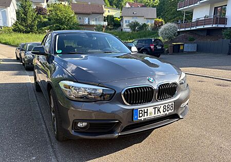 BMW 118i - TÜV Neu, Service Neu, 8-Fach Bereift