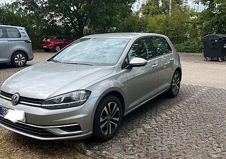 VW Golf Volkswagen 1.5 TSI