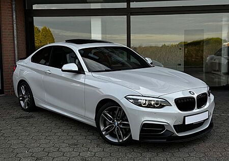 BMW 230i Coupé M Sport/LED/Service Neu