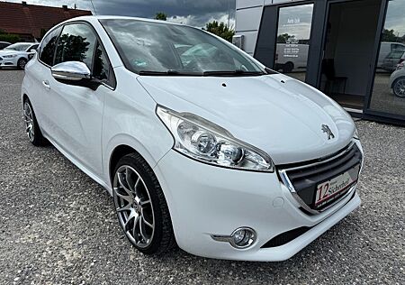 Peugeot 208 Allure/KLIMATRONIK/SHZ/8xAlu/TOP ZUSTAND