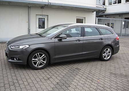 Ford Mondeo Turnier 1.5 Ecoboost Titanium