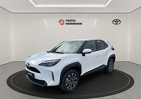 Toyota Yaris Cross Hybrid FWD Team D NAVI+RFK+CARPLAY+L