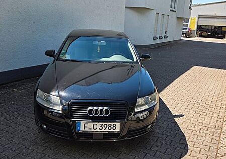 Audi A6 2.4 multitronic -