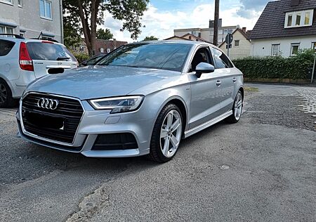 Audi A3 35 TFSI sport S-Line LED SHZ PDC Navi