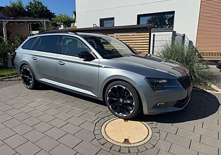 Skoda Superb 2.0 TDI 140kW 4x4 DSG SportLine Combi...