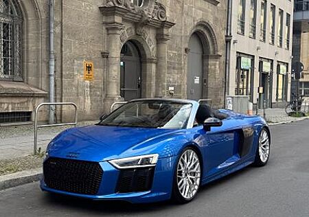 Audi R8 5.2 Quattro Spyder Werksgarantie+Scheckheft
