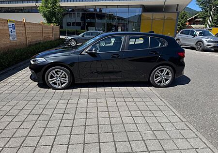 BMW 118i -
