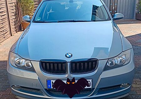 BMW 318i -