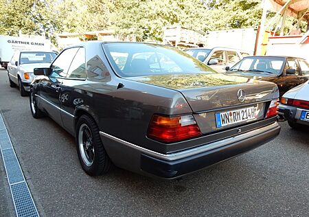 Mercedes-Benz E 230 230 CE