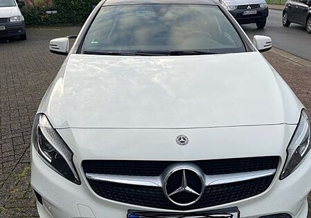 Mercedes-Benz A 180 -