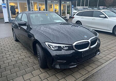 BMW 318i Advantage Automatik Advantage