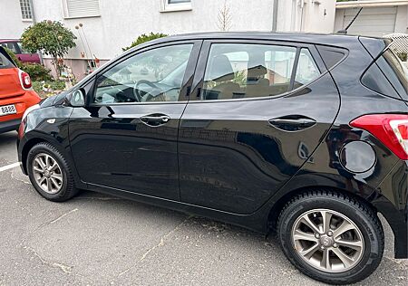 Hyundai i10 1.0 FIFA World Cup Edition FIFA World Cu...