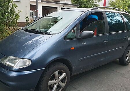 Ford Galaxy 2.0 -