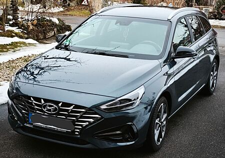 Hyundai i30 Kombi 1.0 T-GDI EDIT 30+ DCT AHK LED Keyless