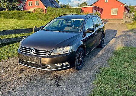 VW Passat Variant Volkswagen 1.8 TSI DSG Comfortline Varia...