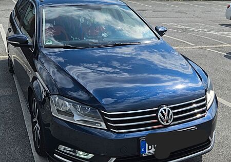 VW Passat Variant Volkswagen 2.0 TDI DSG Highline BMotion ...