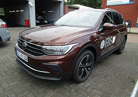 VW Tiguan Volkswagen MOVE MOVE 2.0 TDI DSG AHK APP-CON NAVI LE