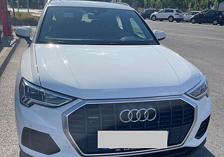 Audi Q3 40 TFSI quattro S tronic S line S line