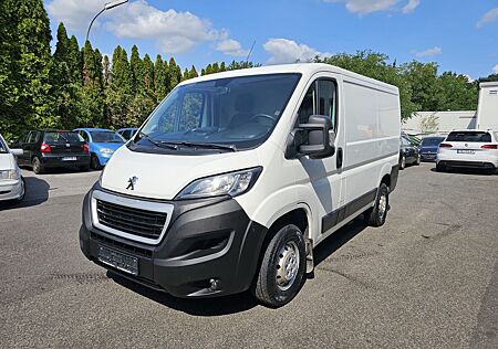 Peugeot Boxer Kasten 330 L1H1 Pro BlueHDi 110