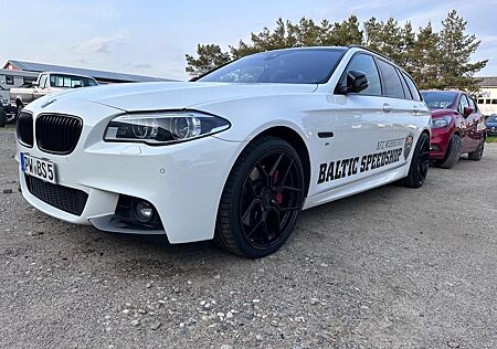 BMW 535d xDrive Touring A -