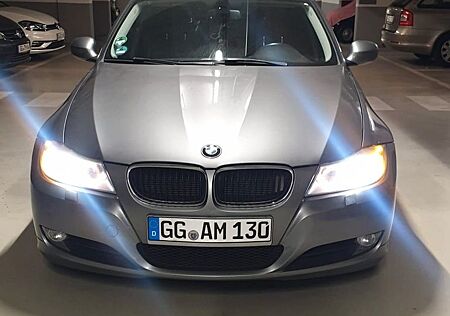 BMW 318i -