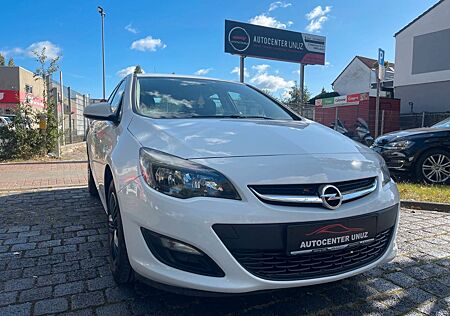 Opel Astra J Lim. 5-trg. Selection