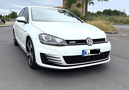 VW Golf Volkswagen 2.0 TDI BMT GTD GTD