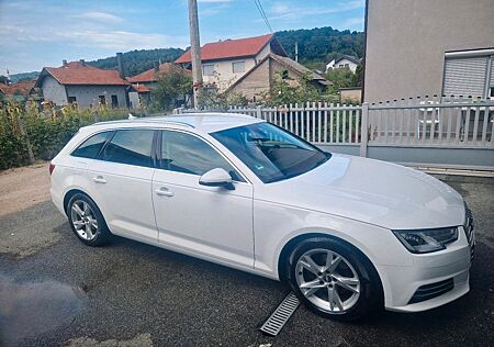 Audi A4 2.0 TDI ultra sport Avant sport