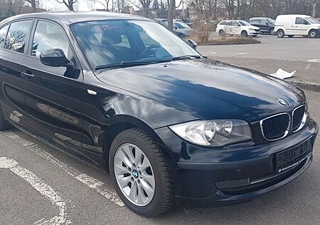 BMW 116i . Allwetter TÜV Steuerkette Ölwechsel neu