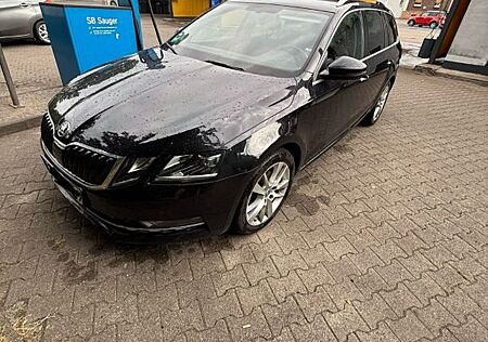 Skoda Octavia 2.0 TDI 110kW DSG STYLE COMBI STYLE