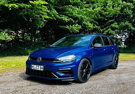 VW Golf Volkswagen 2.0 TSI DSG 4MOTION R Variant R